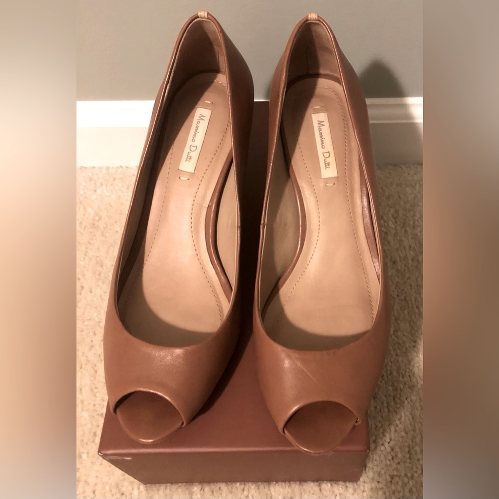 Massimo Dutti Peep Toe Pumps